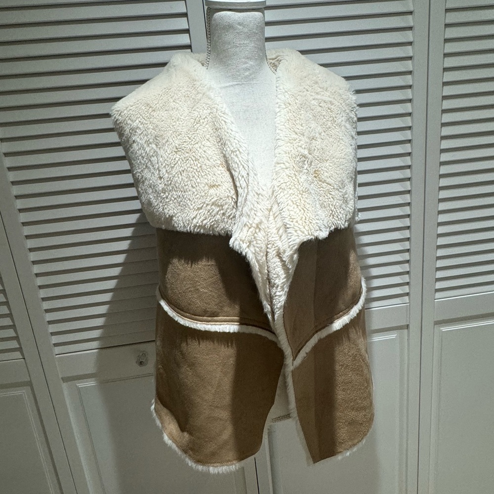 Miami Cream and Tan Shearling Vest
